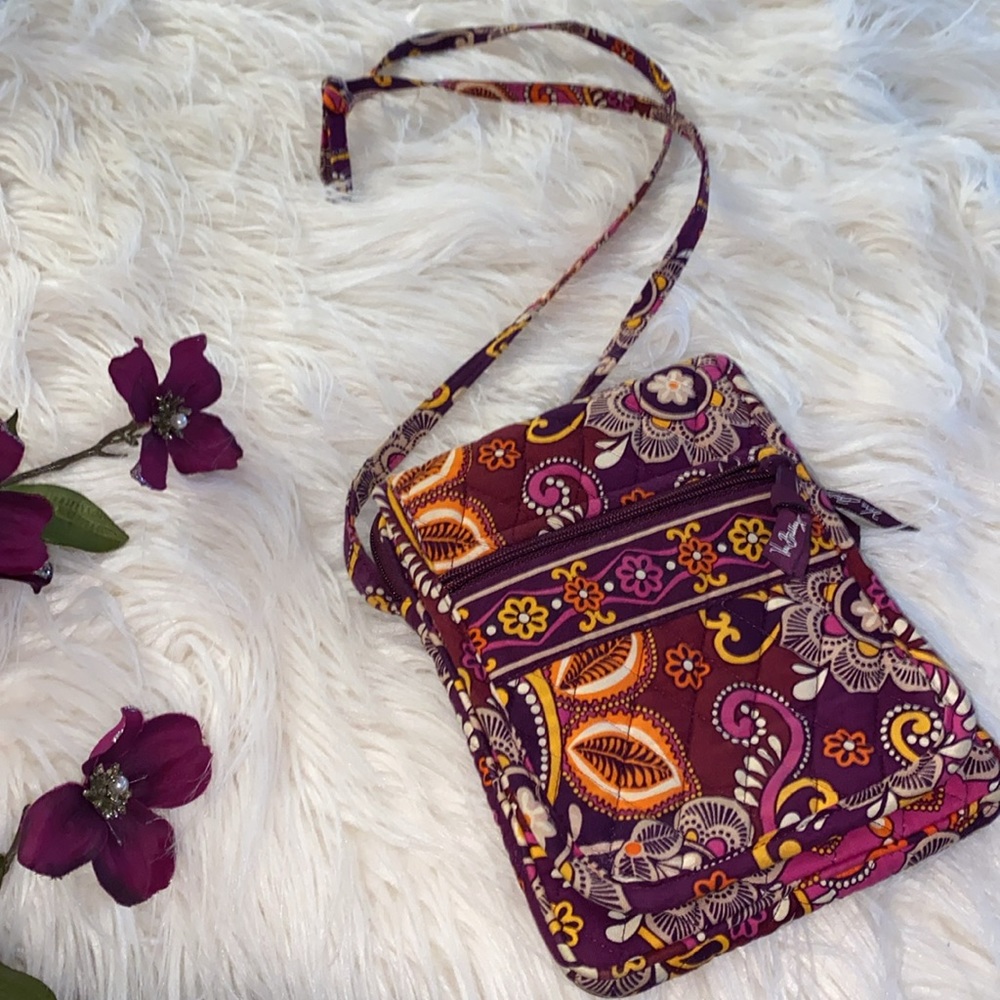 VERA BRADLEY crossbody 100% cotton